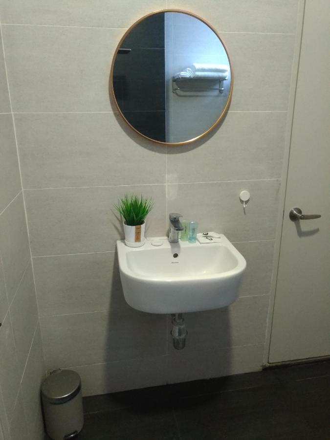 Golden Troika Kota Bharu - 2 Bedrooms Экстерьер фото