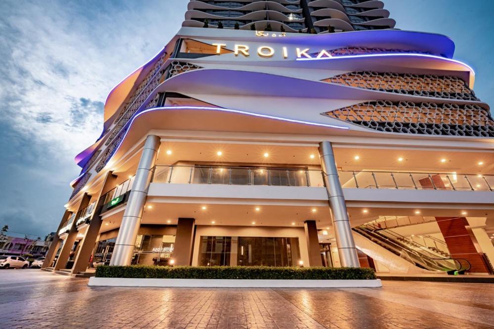 Golden Troika Kota Bharu - 2 Bedrooms Экстерьер фото